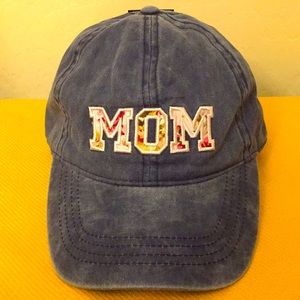🆕 Mom Cap
